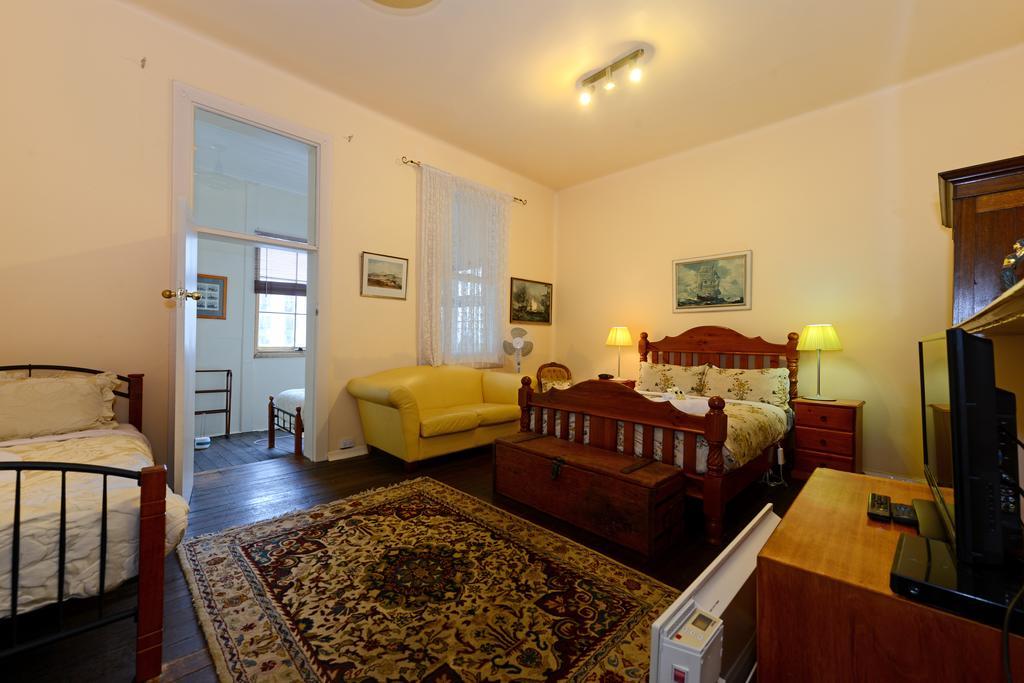 Edinburgh Gallery Bed & Breakfast Hobart Exteriör bild