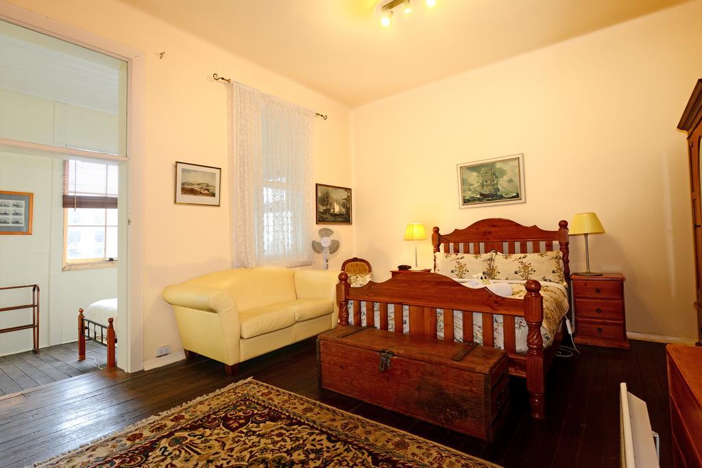 Edinburgh Gallery Bed & Breakfast Hobart Exteriör bild