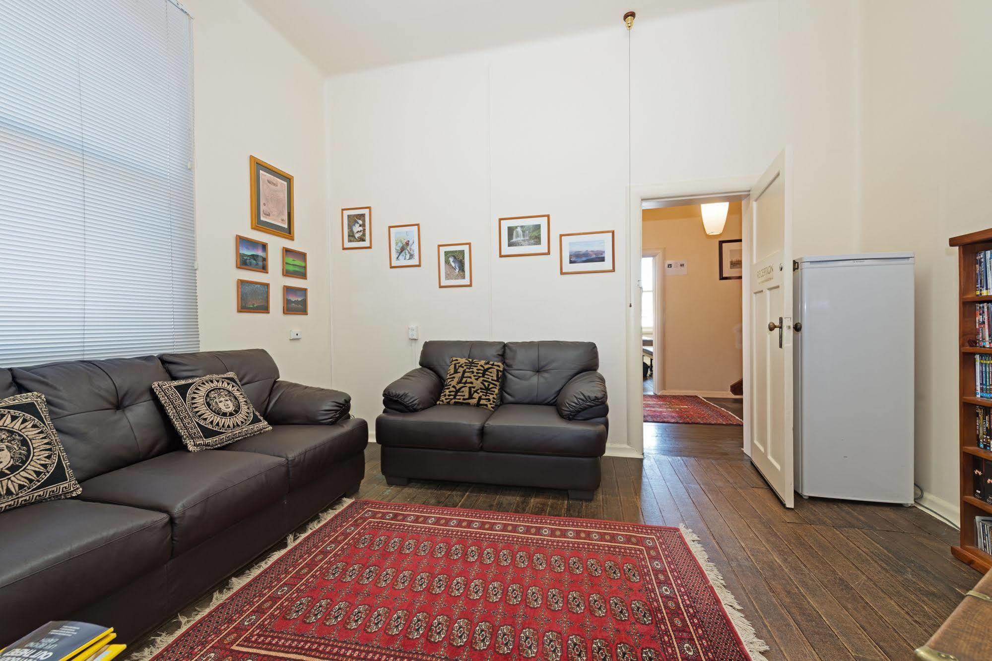 Edinburgh Gallery Bed & Breakfast Hobart Exteriör bild