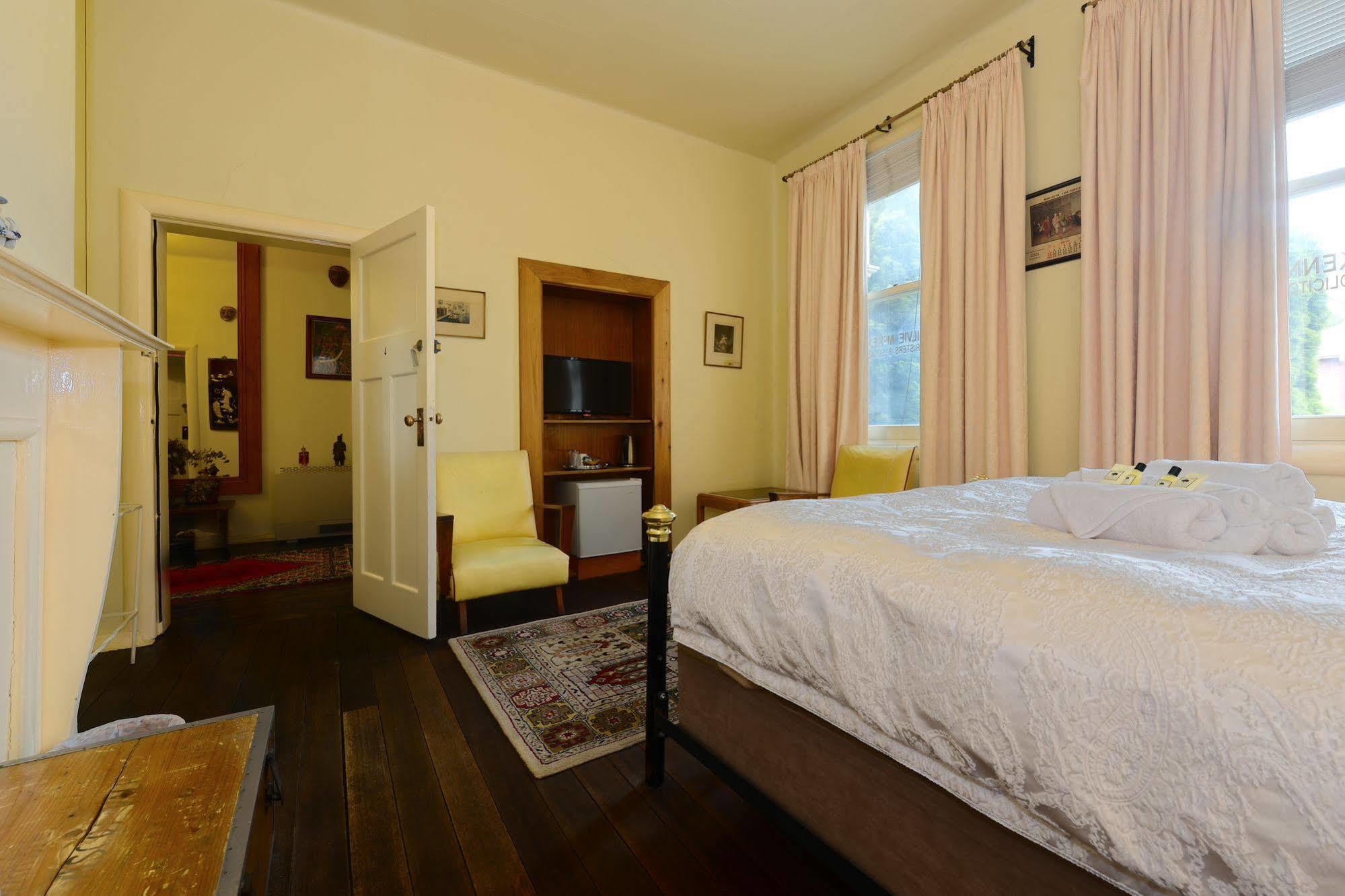 Edinburgh Gallery Bed & Breakfast Hobart Exteriör bild