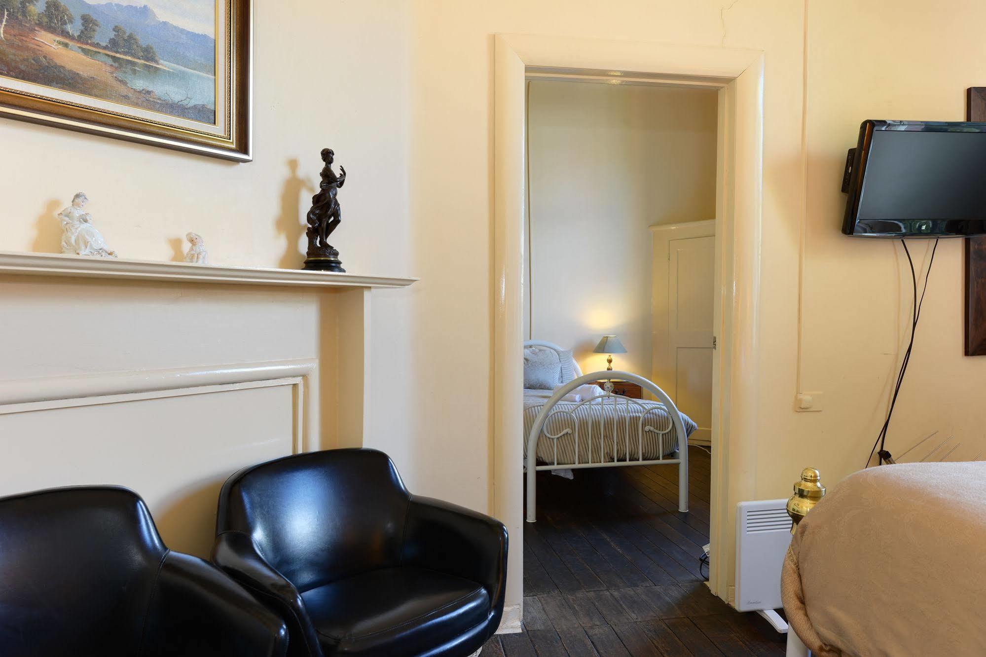 Edinburgh Gallery Bed & Breakfast Hobart Exteriör bild