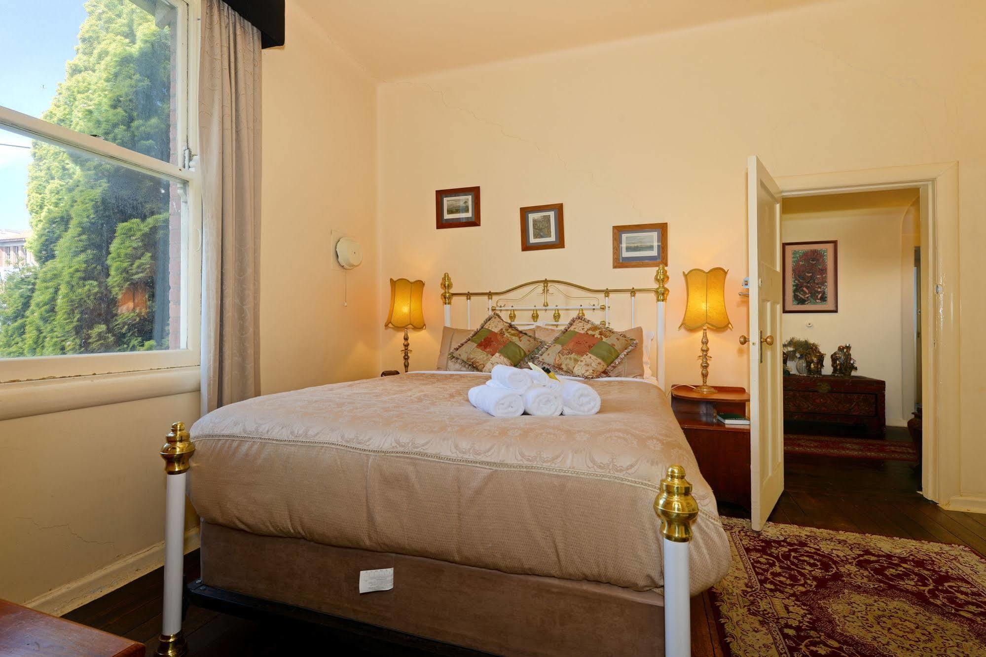 Edinburgh Gallery Bed & Breakfast Hobart Exteriör bild